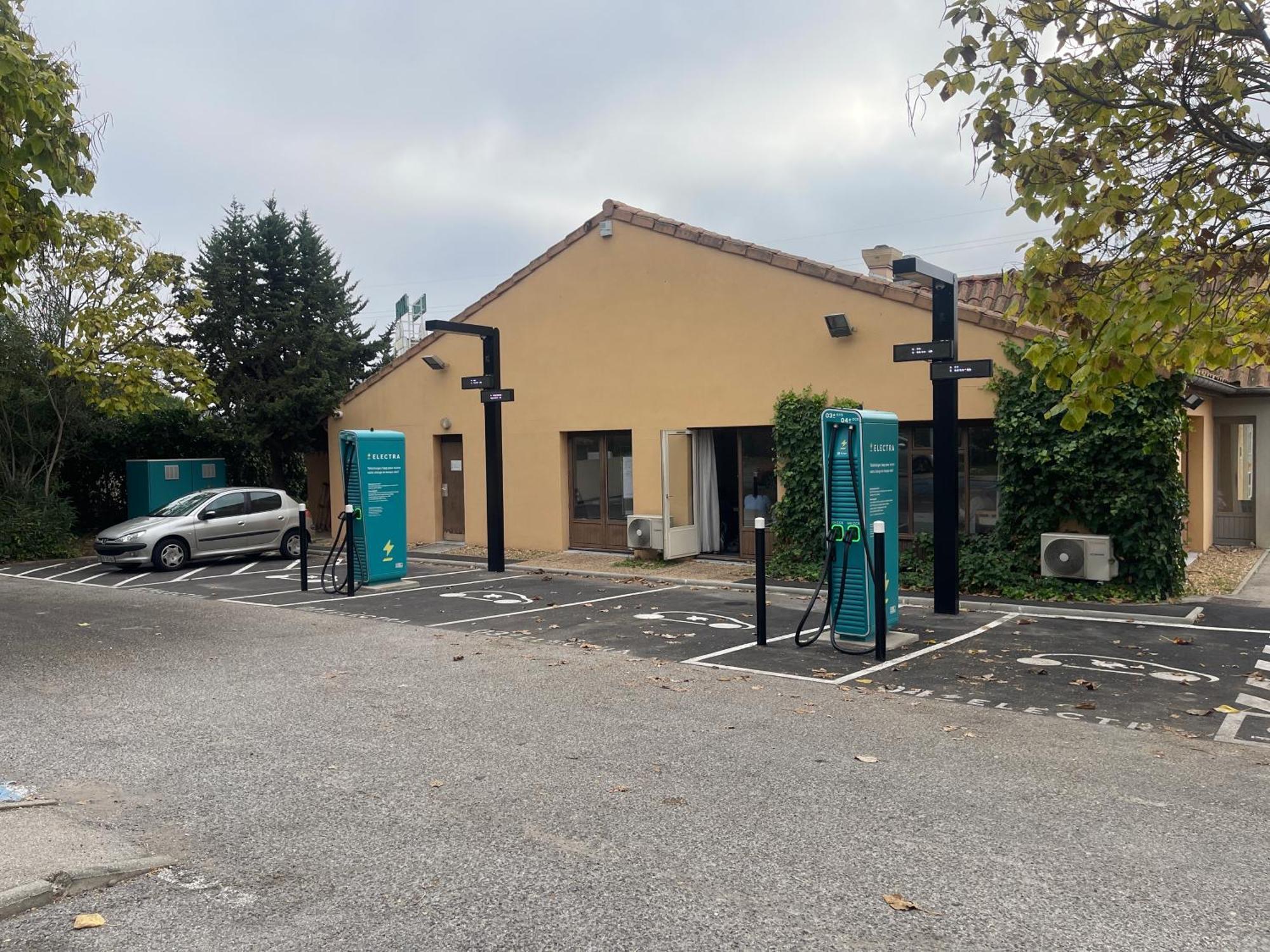 Kyriad Direct Montpellier St Jean De Vedas - La Peyriere Saint-Jean-de-Védas Екстериор снимка